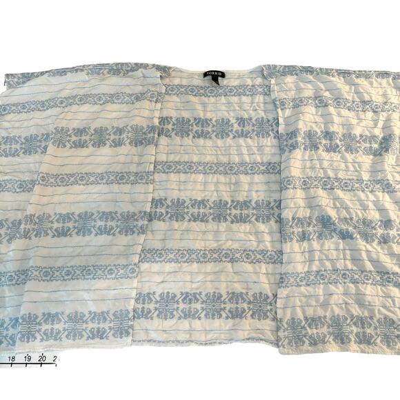 Torrid Plus Size 0/1 Embroidered Kimono Open Front White/Baby Blue Top - Picture 3 of 12